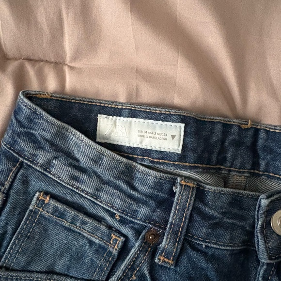 Zara Mid-Rise Wide-Leg Jeans - Picture 6 of 7